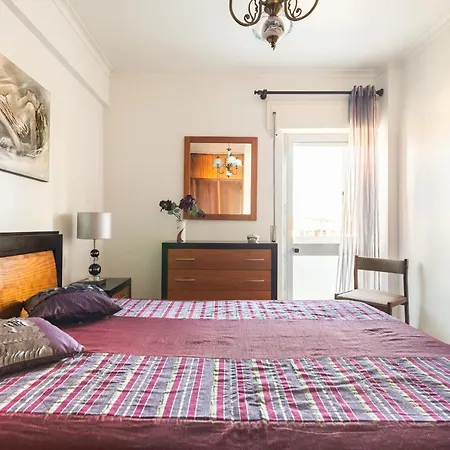 Isabel Dream Iii, 400m From The Train Appartement