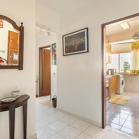 Isabel Dream Iii, 400m From The Train * Rinchoa