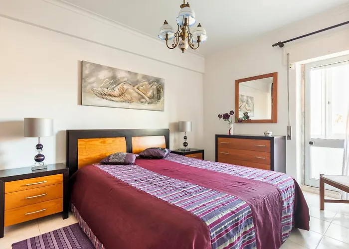 Διαμέρισμα Isabel Dream Iii, 400m From The Train *